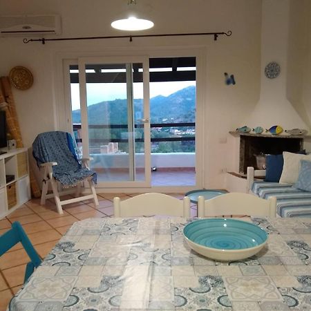 Вілла Capo Blu - Santa Margherita Di Pula Екстер'єр фото